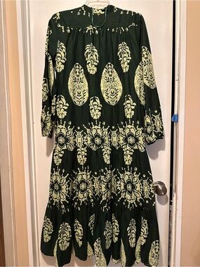 Zara Boho Green Long Sleeve Midi Dress with tiered skirt